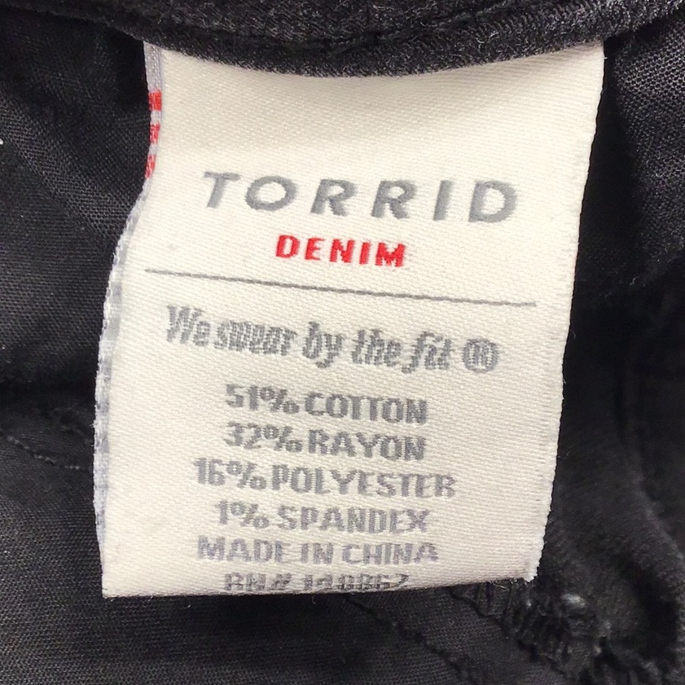Torrid Denim cropped frayed jeans, 12, black - Picture 11 of 14